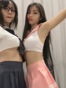 Duo gadis hot nakal Lulu