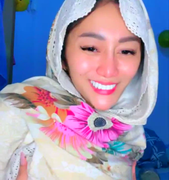 RevaGirl Jilbab Bikin Sange (NO NUDE)