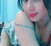 Julia Cantik Bening Mango Live