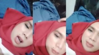 VCS Kak Amorra Zorra Jilbab Merah Mendesah Remas TT