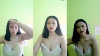 Julia Host Pendatang Baru Tobrut Nih Kayaknya