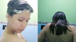 Dedek Diana Jasmine DreamLive Siaran Langsung Mandi