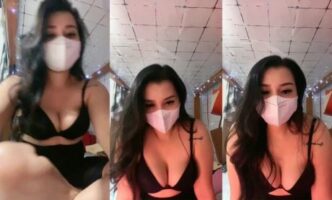 Selebgram Cantik Bugil di Menit 36:02 Remas Toketnya Beb