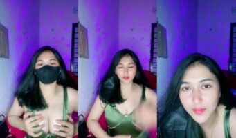 Masih Cuma Remas Buah Dada Miss Floo ID 61089225 Mango Live