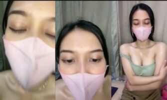 Dedek Bbyoliv Mulai Berani Remas Uting Susunya Kimcil Hot