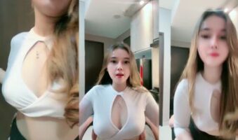 Full Facenya Miss Caitlin Remas Susu Nakal Menggoda Hot