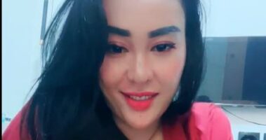 Sepongan Tante Kina Bumil Nakal Idaman Saat Ini Full Bugil