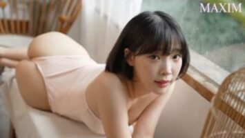 Beginilah BTS Pemotretan Model Gadis di Majalah Maxim