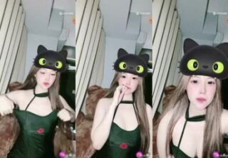 Syaa Pake Baju Perawat Sexy Begini ID 47925087 Mango