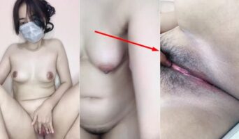 Janda Muda Lagi Horny Colok Lubang Pipis Angely HOT51