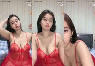 Kembali Tampil Bugil Si Cantik Lingerie Merah Dream