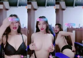 Telanjang Dada Echa Body Mulus Idaman ID 43928900 Mango